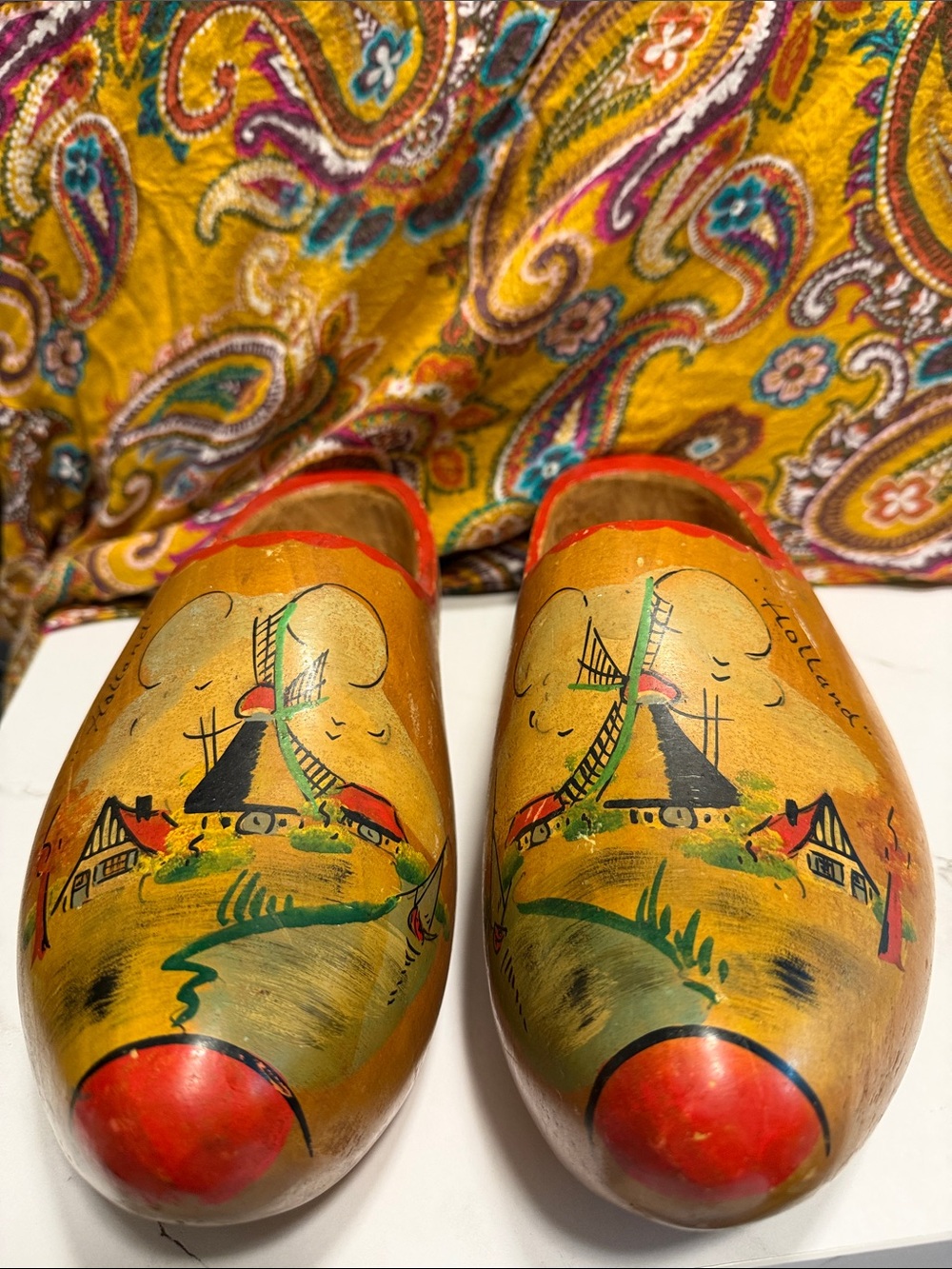 Hand-Painted Dutch Wooden Clogs – Yellow with Red Accents